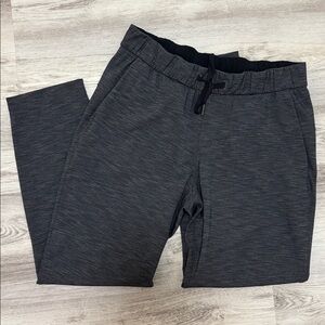 LULULEMON On The Fly Pants